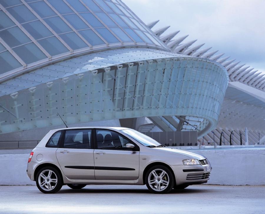  Fiat Stilo 2002 года  (фото 177 из 177)
